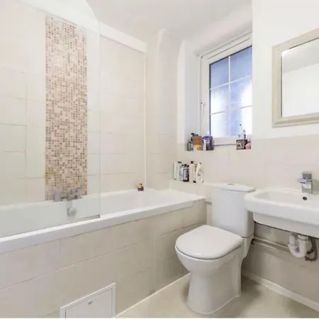Spacious 2 Bedroom Flat In Central Londres Extérieur photo
